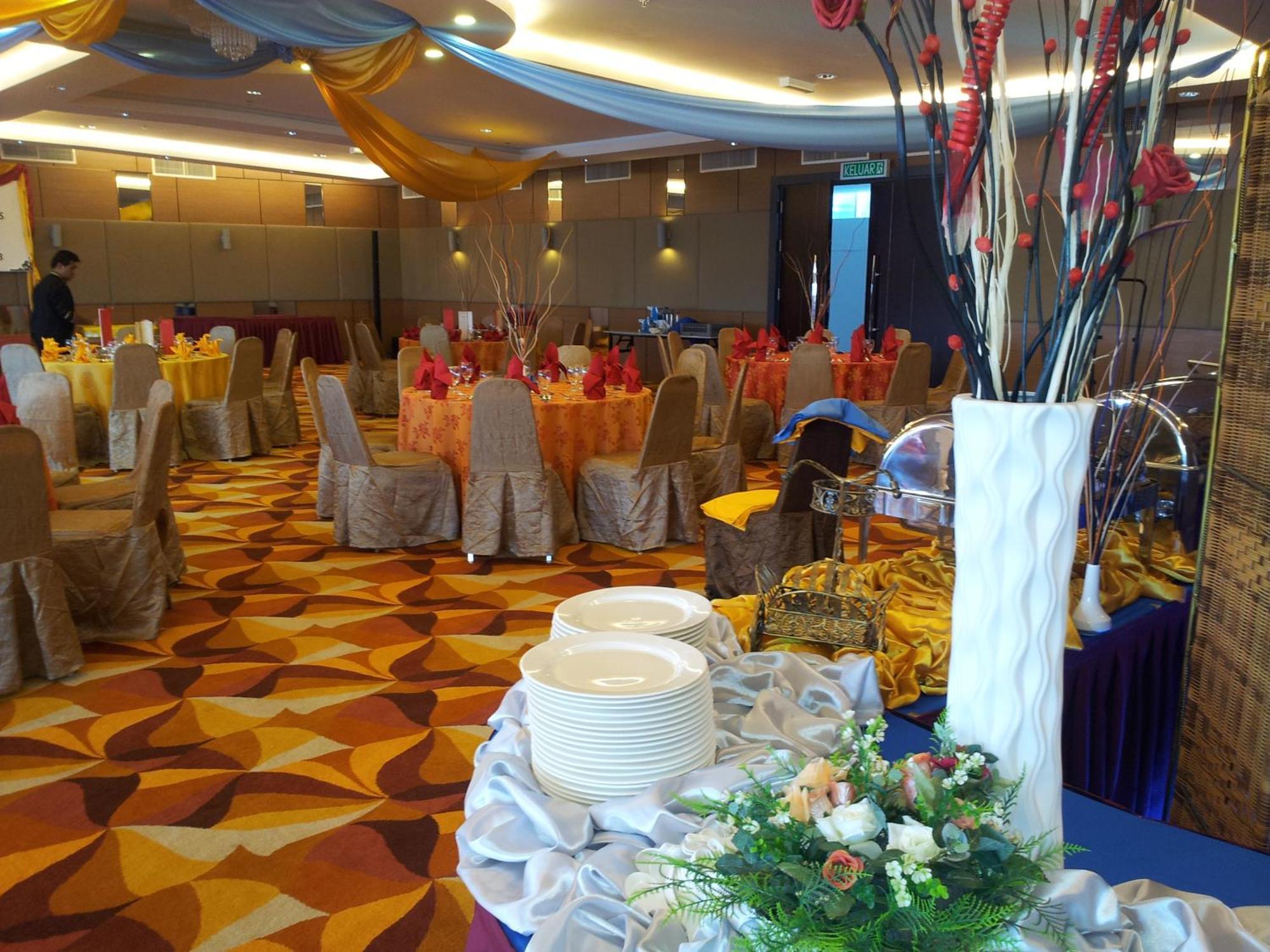 โรงแรม เดอะ กลากัน โกตาคินาบาลู ภายนอก รูปภาพ